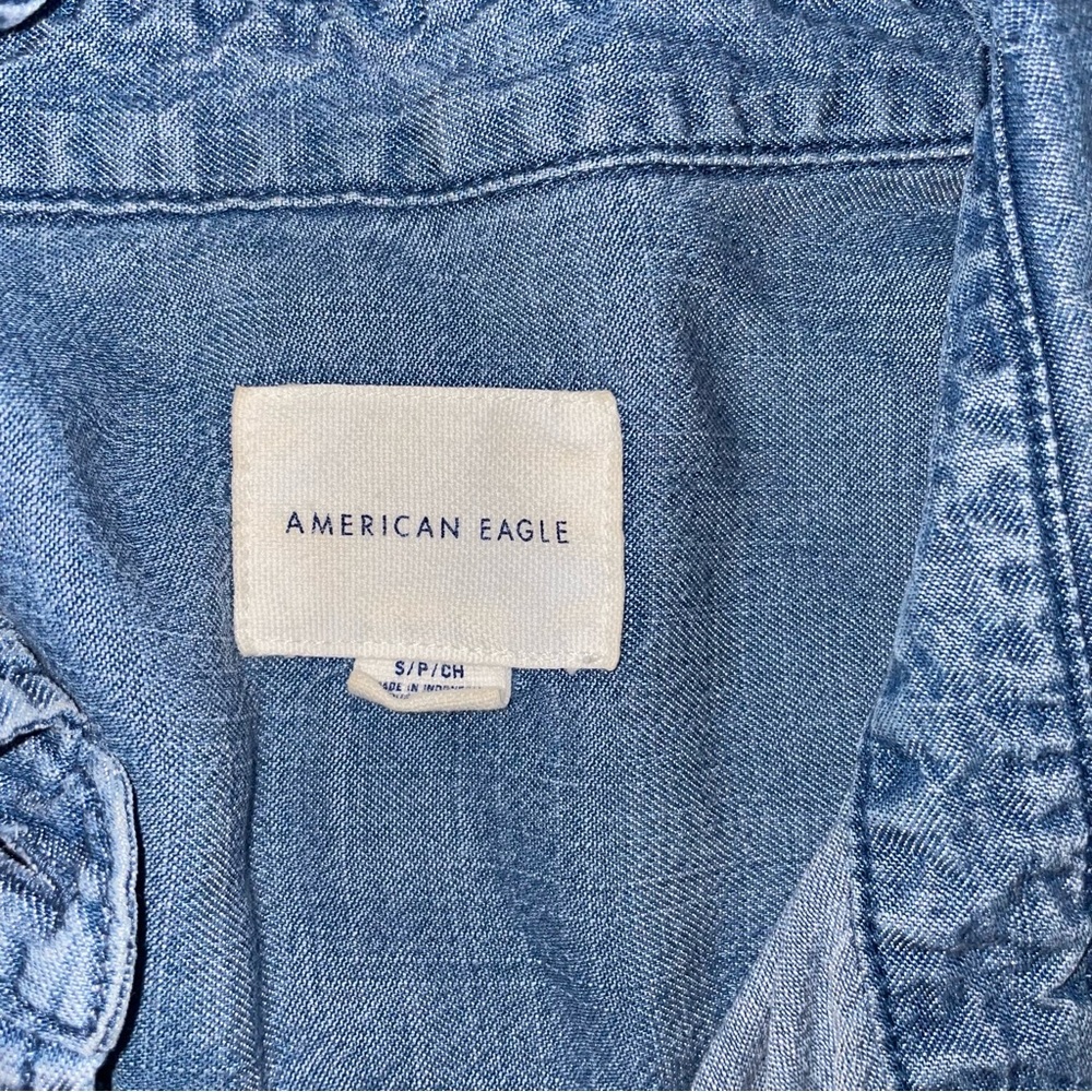American Eagle Button Down Size Small - image 3